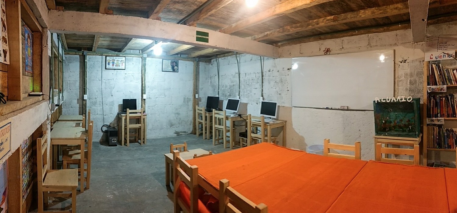 Sala cómputo escuela primaria